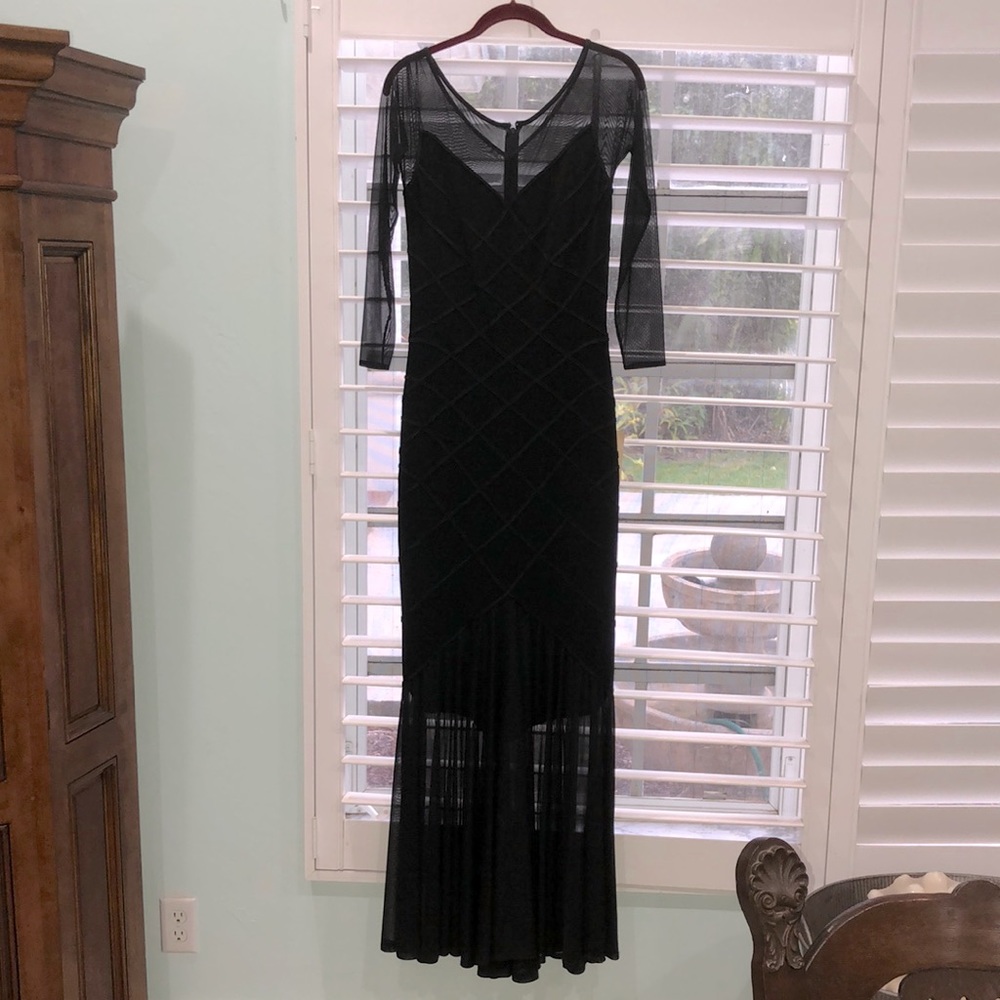 Tadashi Bandage Mesh Cocktail Dress.        Size Medium   NWT